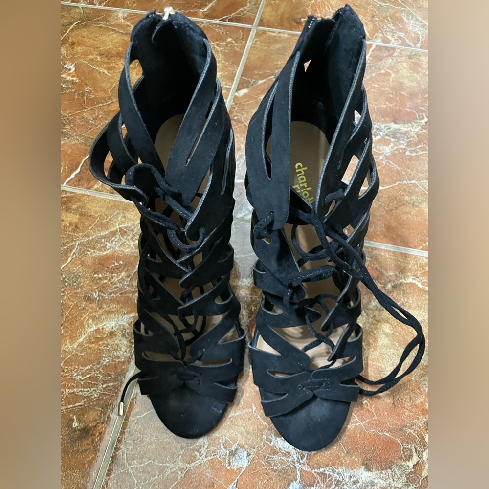 Black thick heel